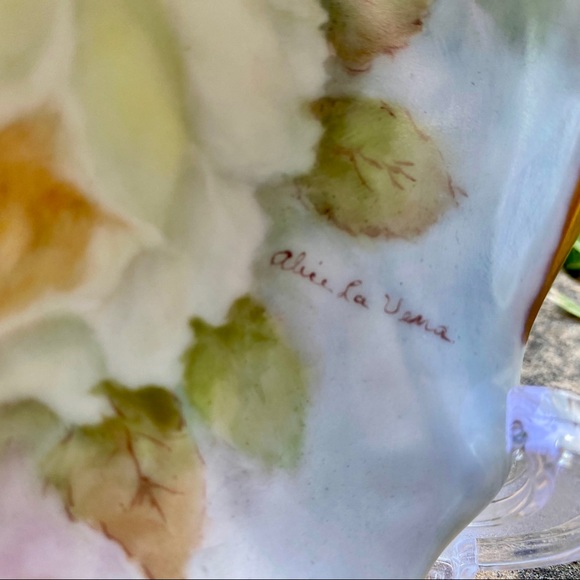 Antique Signed Hand Painted Porcelain Shell Dish - Picture 7 of 10